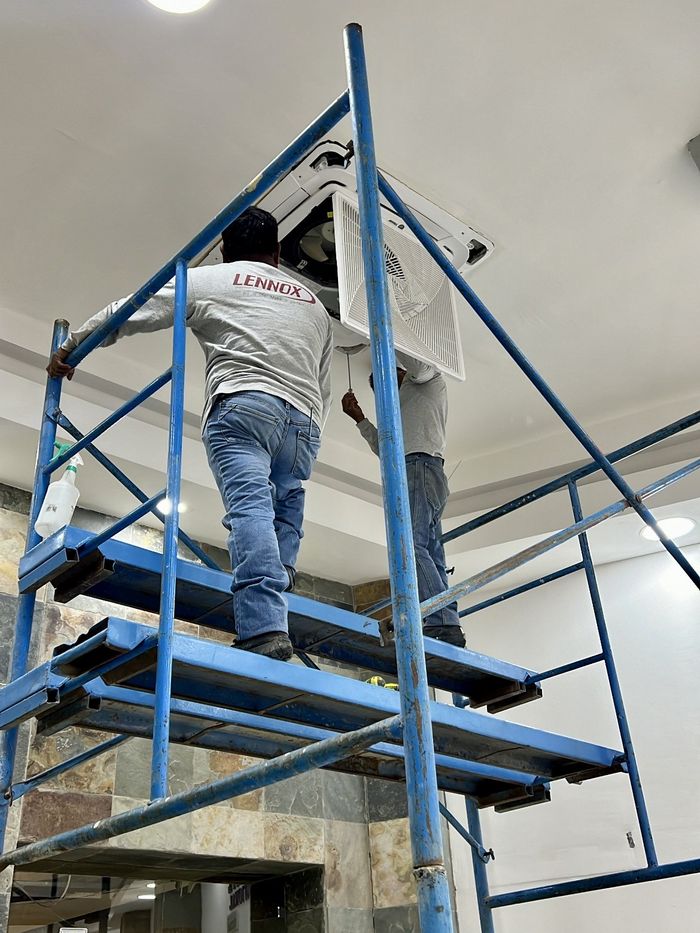 Instalación coordinada en alturas